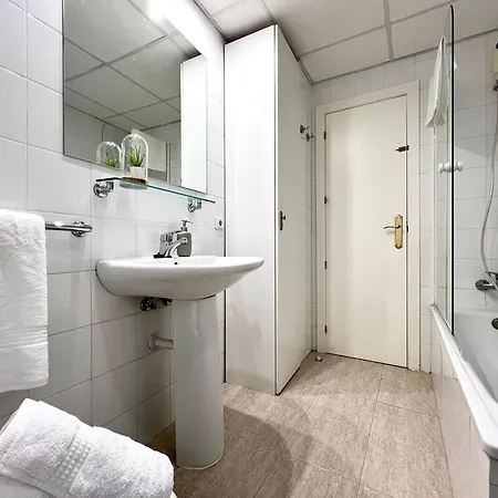 Deluxe Puerta De Almodovar * Кордова